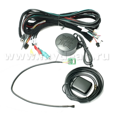  Штатное головное устройство MyDean 9016 для Mercedes W 204.
